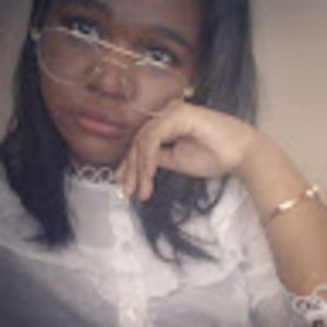 Meet your Posher, Jade